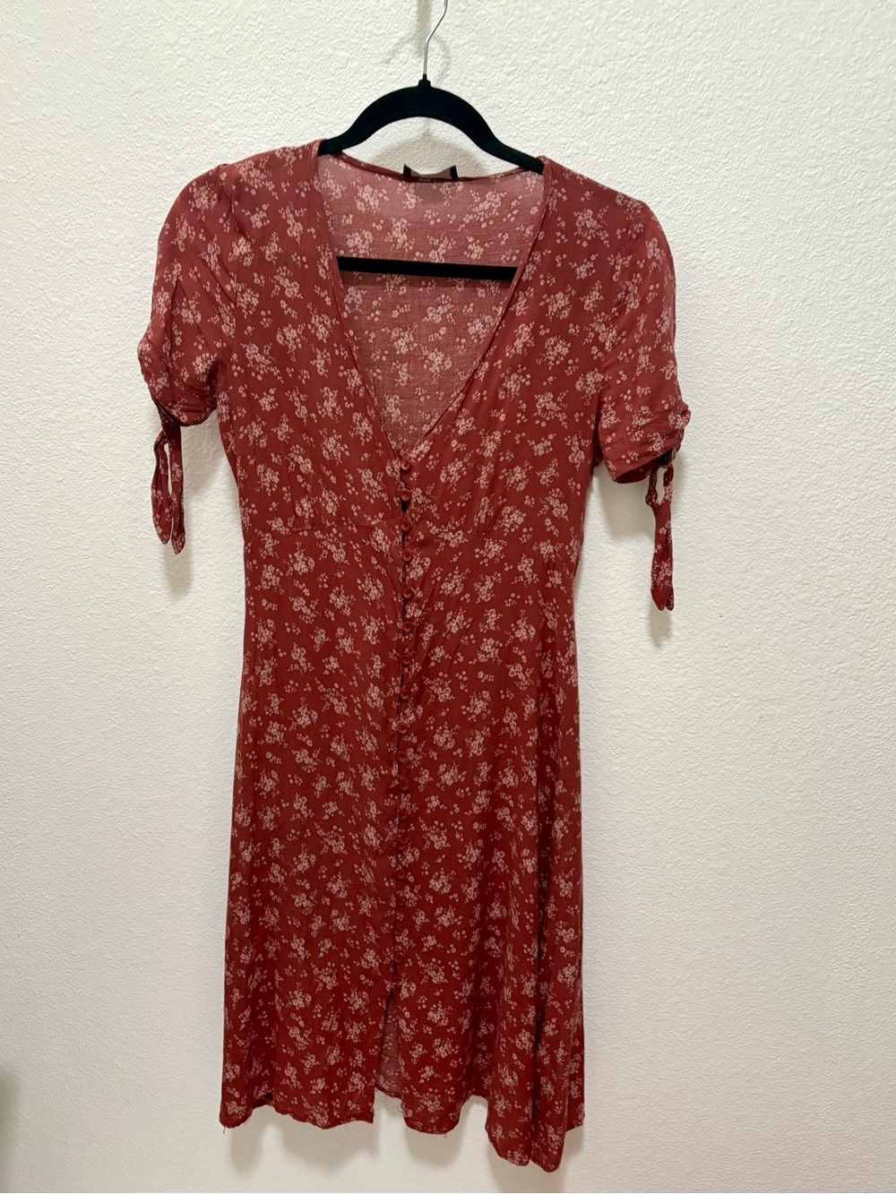 Dress Forum Rust Floral V-Neck Button Dress